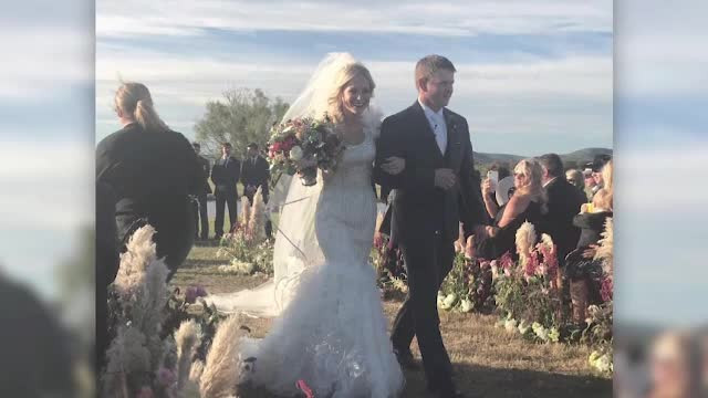 Moarte cumplită pentru doi miri, la nici 2 ore după cununie. De ce au ars de vii