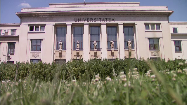 Anchetă internă la Universitatea din București. O profesoară a fost acuzată de studenți de limbaj agresiv