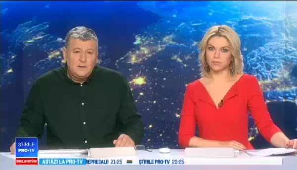 O femeie a murit arsă de vie cu fiul ei în casă. Ce făcea tânărul când ea agoniza