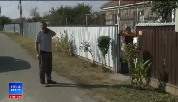 Asfaltarea care i-a blocat pe localnici în casele lor. ”Cum să ies? Să merg în mâini?”