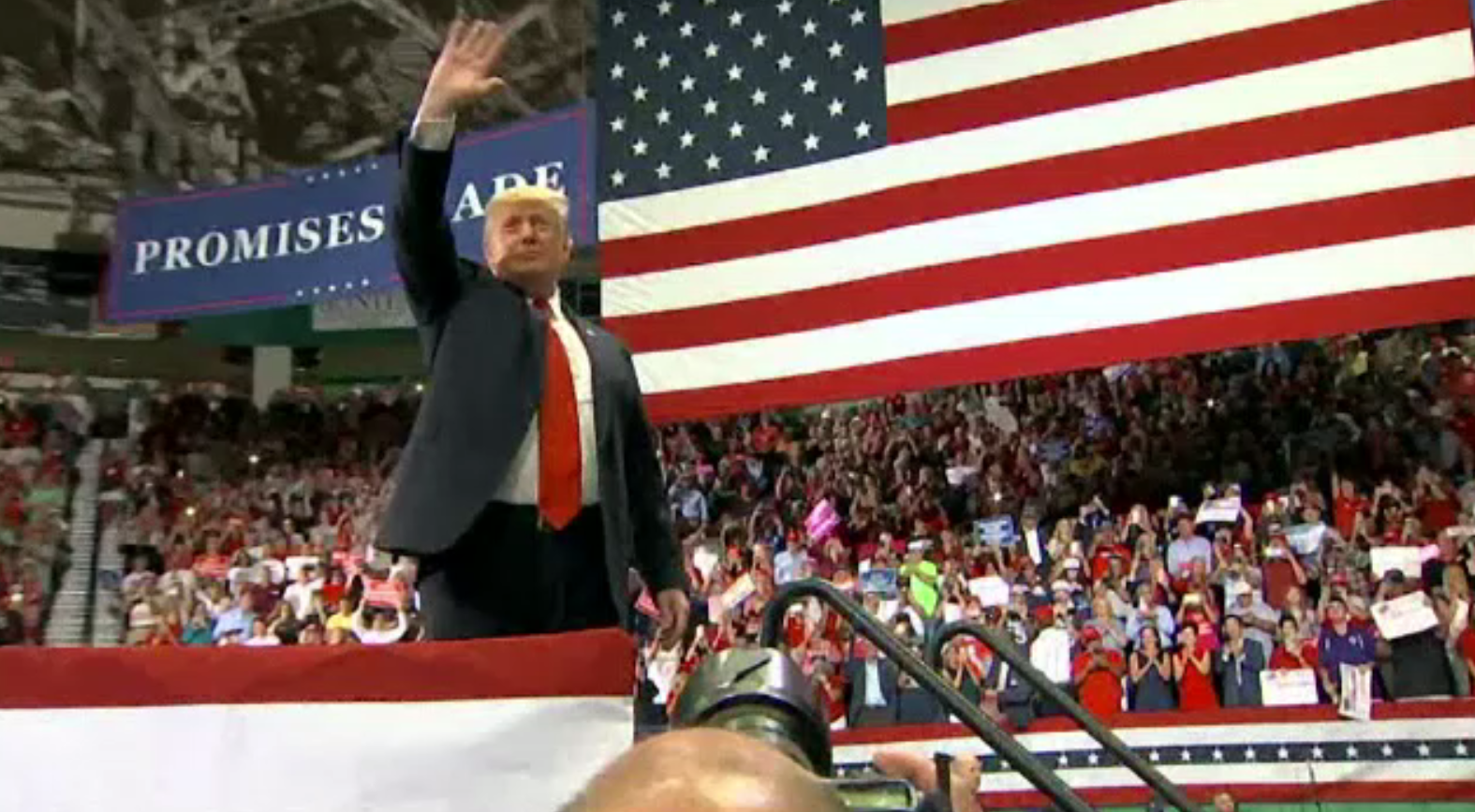 Politica externă a SUA, influențată mai mult de democrați. Cu ce se laudă Trump după alegeri