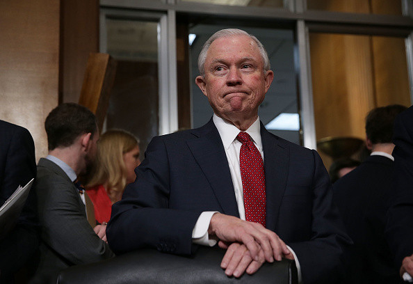 Procurorul General al SUA Jeff Sessions a demisionat din funcție