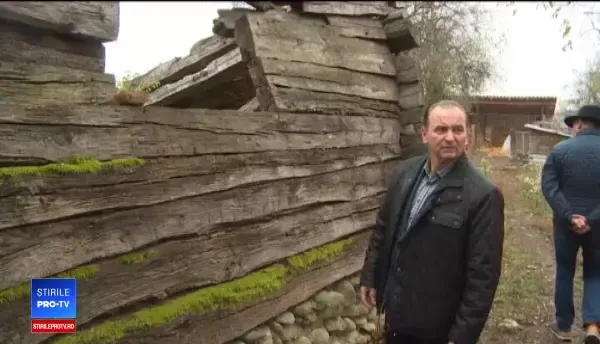 Casa lui Brâncuși stă să cadă, însă autoritățile nu se grăbesc să o repare. Explicațiile aduse