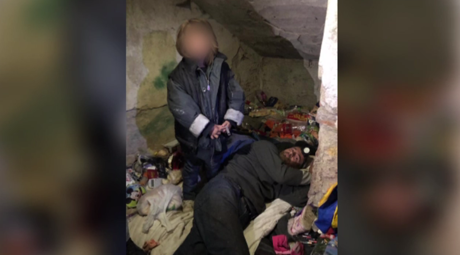 Fetița plecată de acasă a trăit în condiții teribile. Cum a găsit-o poliția