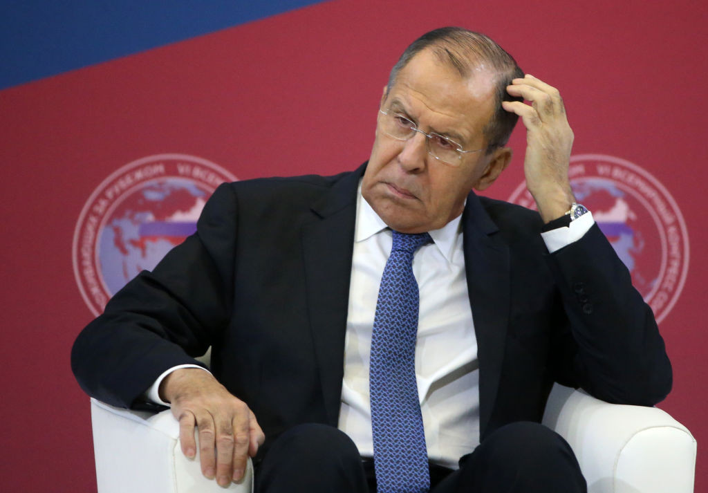 Rusia expulzează cinci diplomaţi polonezi şi acuză Varşovia că a îngheţat contactele cu Moscova