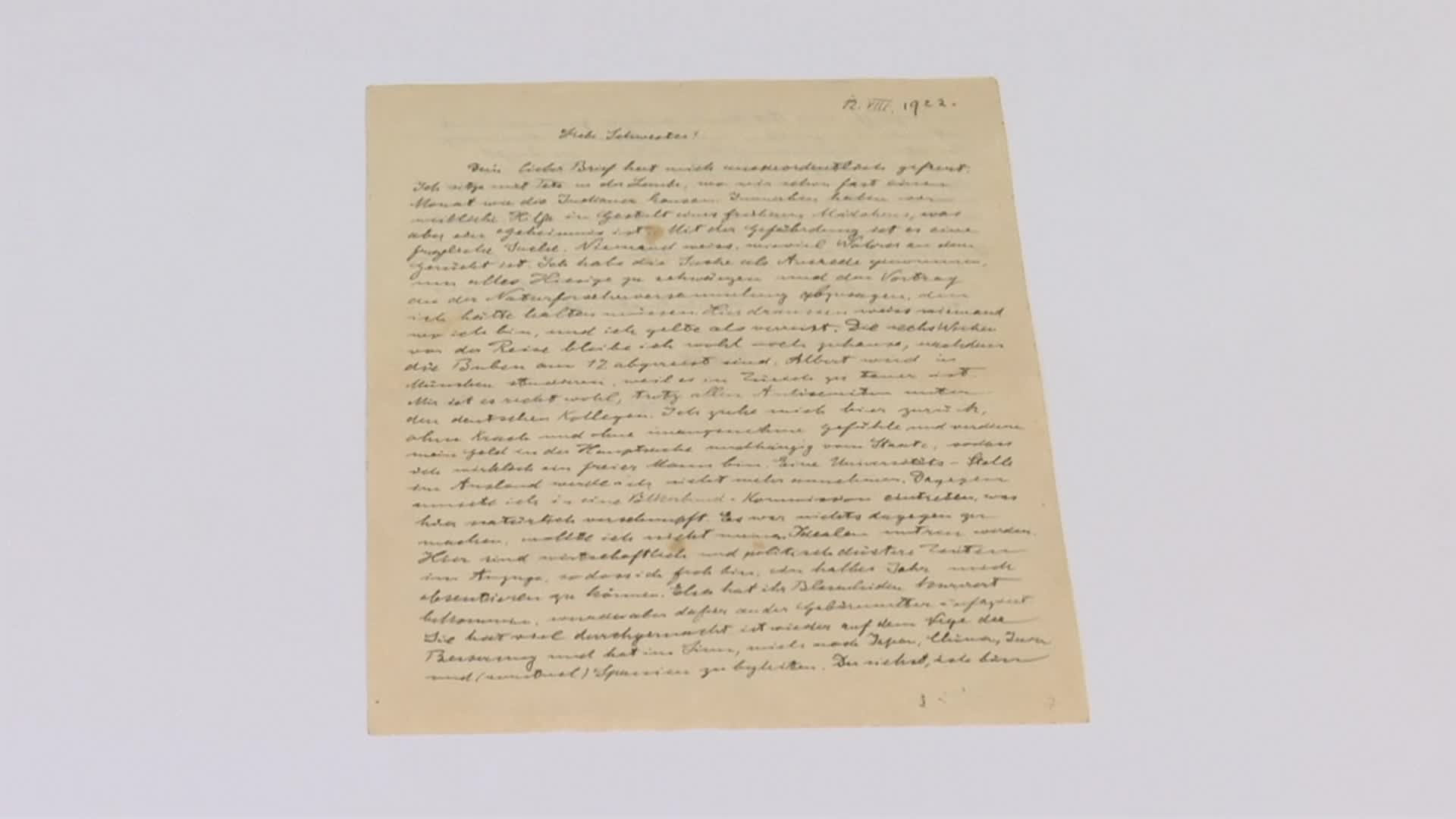 Scrisoarea lui Einstein despre Dumnezeu, vândută. Ce a scris fizicianul despre religie și Biblie