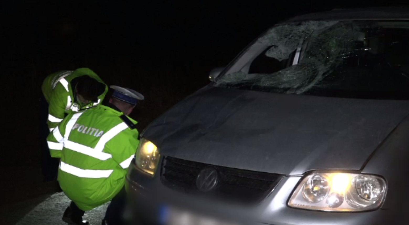 Bărbat spulberat pe șosea de o șoferiță care spune că nu l-a văzut la timp