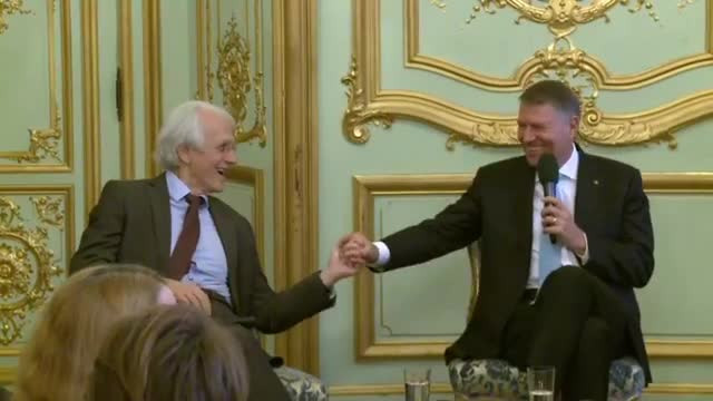 Gerard Mourou, Klaus Iohannis