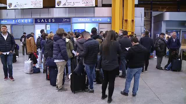 Ceața densă a blocat zborurile din Cluj. Peste 1000 de oameni au avut de suferit
