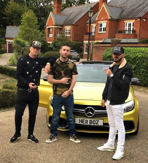 Luxul cu care se laudă o bandă de traficanți de droguri albanezi. Imaginile publicate online