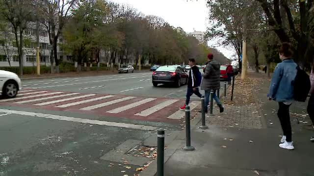 Pietonii nu sunt în siguranță pe ”treceri” când traversează. Accident grav în Constanța