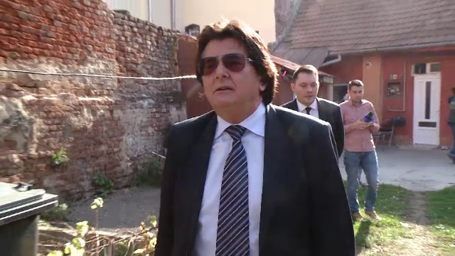 Reacțiile lui Robu și Ciuhandu, trimiși în judecată în dosarul celor 200 de case vândute