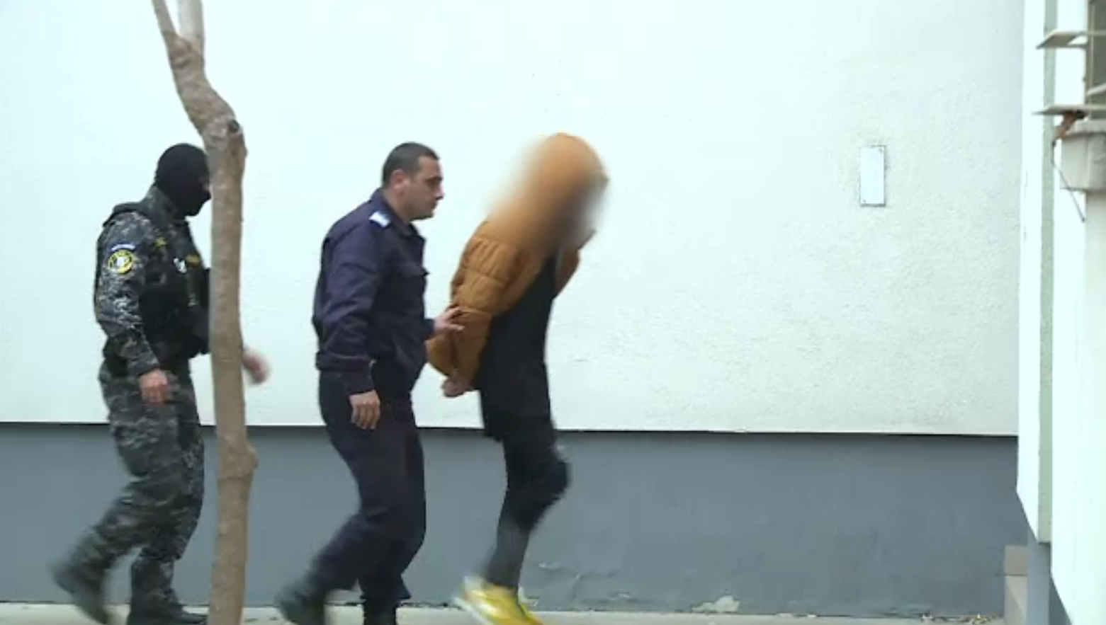 Autorii triplei crime din Călărași riscau închisoare pe viață dacă erau majori. Ce pedeapsă pot primi