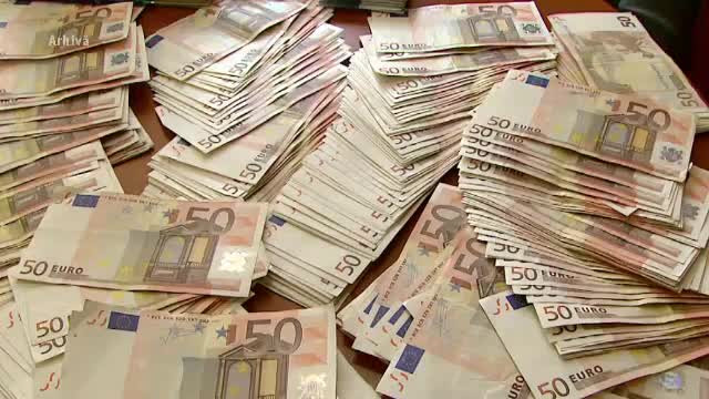 Ai cui erau cei 95.000 euro găsiţi într-un dulap second-hand. "A făcut infarct"
