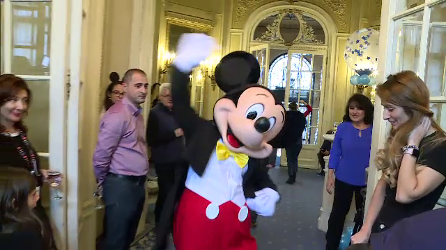 Mickey Mouse, în turneu la București. Îndrăgitul personaj împlinește 90 de ani