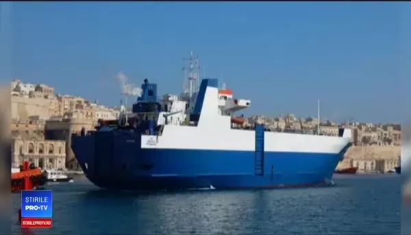 Marinarii români, blocaţi la bordul unei nave cu emigranți, în pericol: "Pot exploda epidemii"