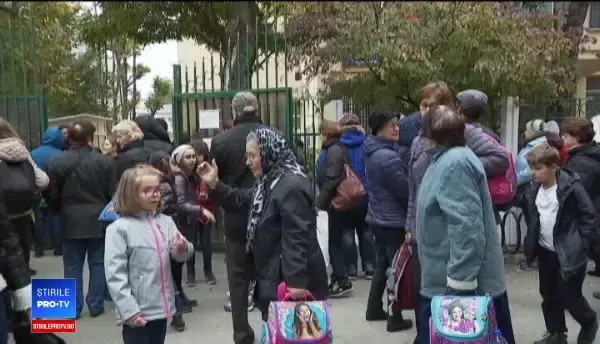 O familie ar trebui să dea 550 de lei/lunar pentru educația copilului, lucru aproape imposibil