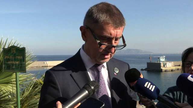 Premierul Cehiei riscă demiterea, din cauza unor dezvăluiri făcute de fiul său