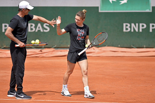 Simona Halep, despre despărțirea de Darren Cahill: ”Nu e uşor să îmi aleg un alt antrenor”