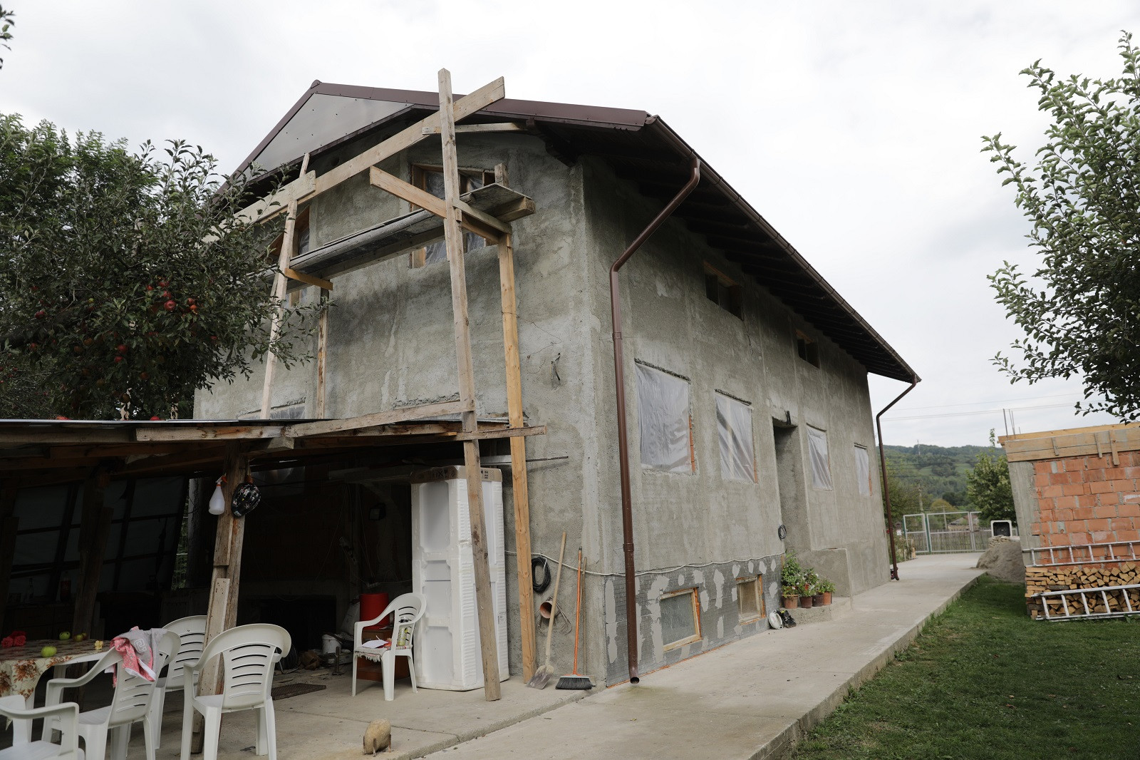 Povestea lui Traian Popa, un tată care își crește singur copiii: „Suntem luptători și mergem înainte”. VIDEO