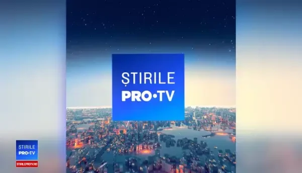 Imagini inedite cu Florin Iordache ținând un discurs în 2004 într-o sală goală. VIDEO