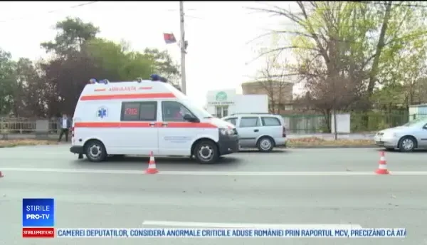 Fetiță de 6 ani, în stare gravă, din cauza unui șofer care a făcut o manevră periculoasă