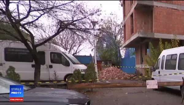 Bloc nou din Capitală, demolat pe cheltuiala proprietarului. Cum au reuşit vecinii să-l oblige