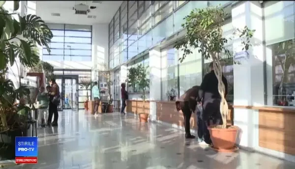 Tinerii se înghesuie să lucreze la stat. Cât de mult se câştigă chiar şi fără experienţă