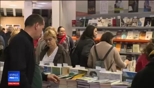 Cele mai căutate titluri la târgul de carte "Gaudeamus". Autorul care a stabilit un nou record