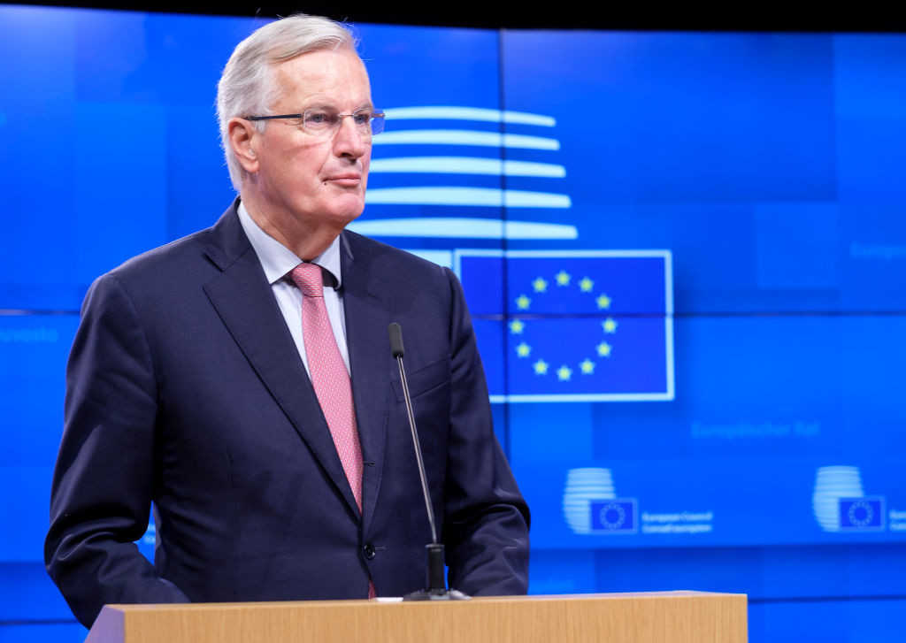 MAE despre cum va afecta acordul privind Brexitul drepturile cetăţenilor români stabiliţi în Marea Britanie