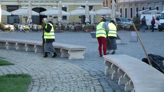 Ce s-a întâmplat cu asistaţii social după adoptarea "Legii anti-lene". "Eu nu prea pot, am mai multe"