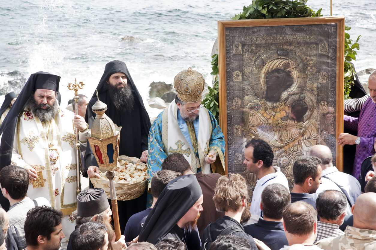 Decizia Bisericii ortodoxe din Grecia privind preoții. Lovitura dată Guvernului