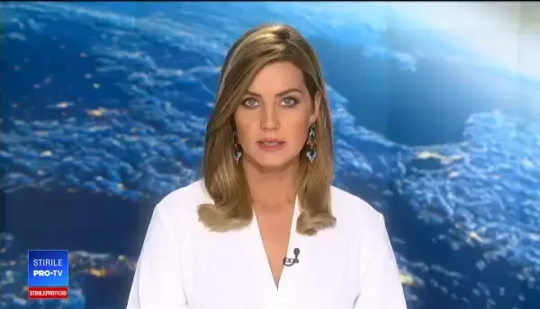 O fabrică de mobilă a fost mistuită de flăcări uriaşe