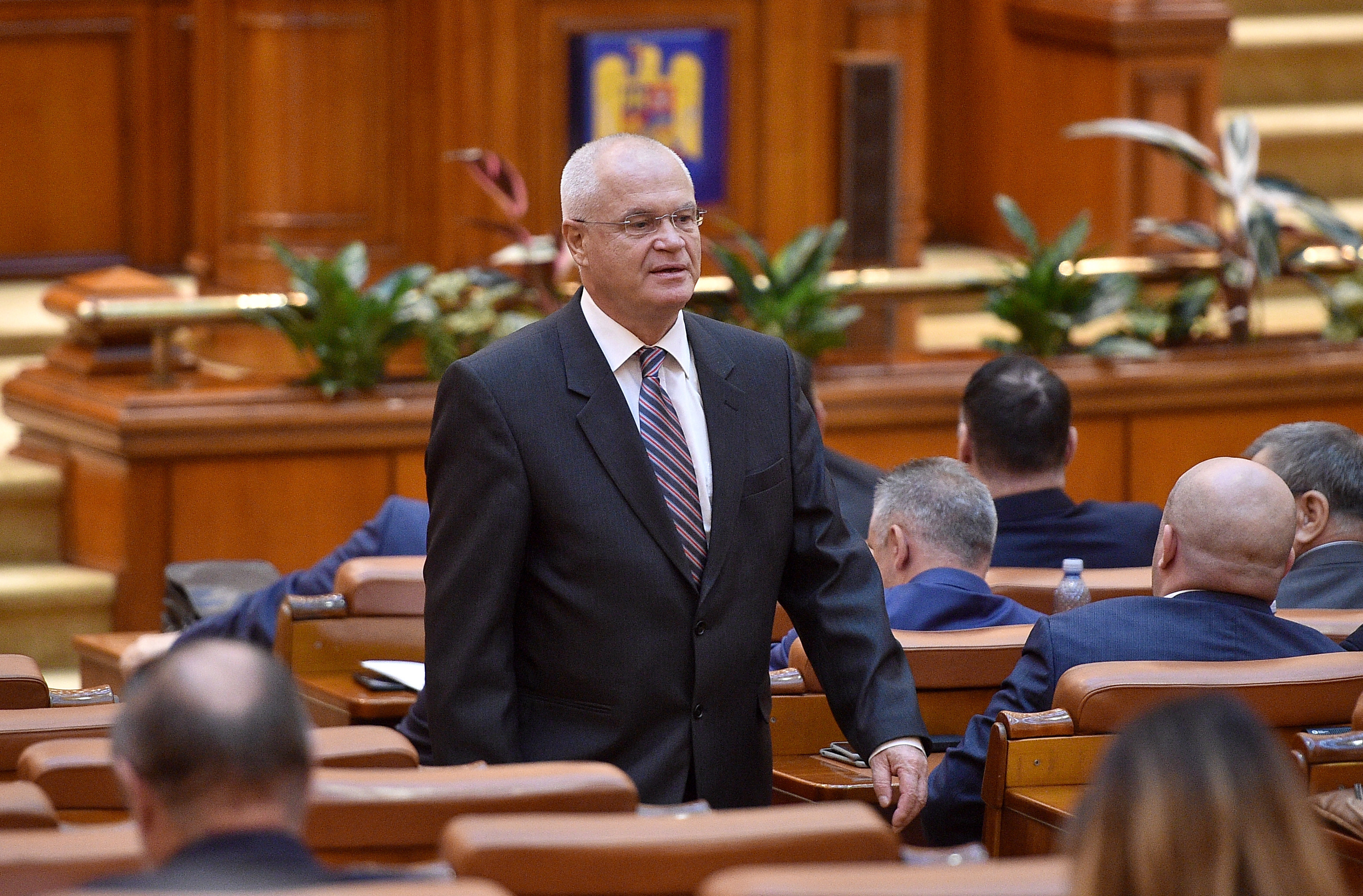 Nicolicea i-a trimis SMS cu ”Crăciun fericit!” lui Stelian Ion. Ce răspuns a primit. FOTO