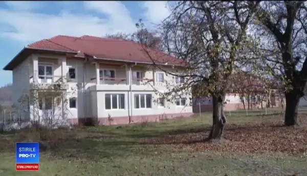 După ce au construit căminul, și-au dat seama că niciun bătrân nu vrea să stea aici