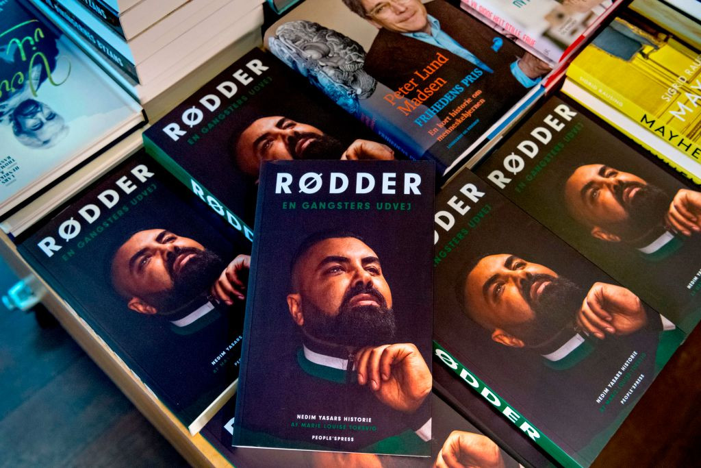 Interlop împușcat mortal chiar în ziua în care lansase o carte despre lumea traficanților de droguri