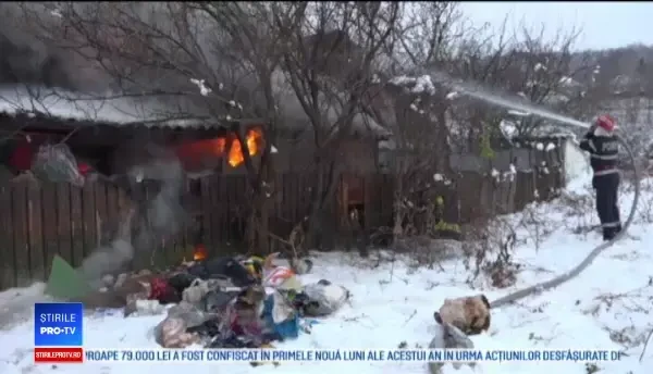 O femeie de 90 de ani a murit într-un incendiu. Pompierii nu au putut să o salveze