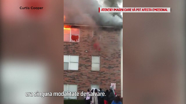 O femeie şi-a aruncat bebeluşul pe fereastră pentru a îl salva. Ce s-a întâmplat cu micuţul