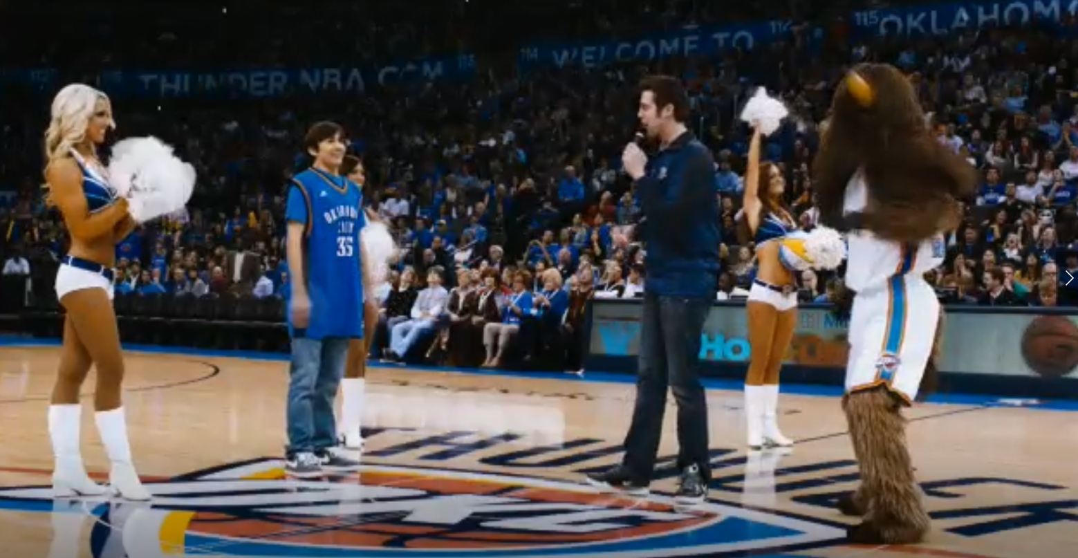 Thunderstruck, filmul cu patru jucători și un antrenor din NBA în distribuție