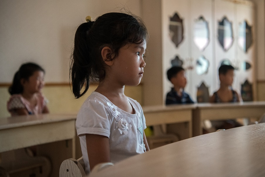 Copiii din Coreea de Nord, trimişi în vacanţe de muncă forţată. Trebuie să ucidă 3 iepuri