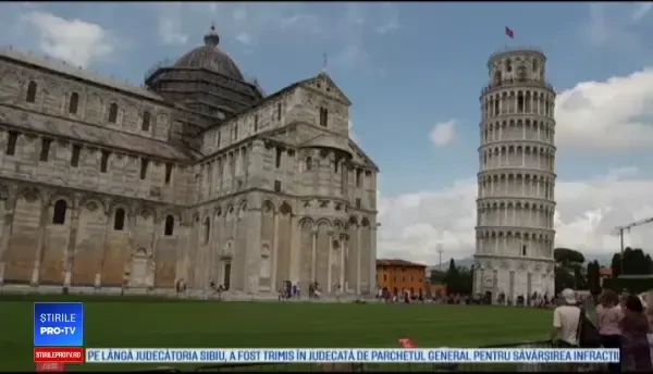 Turnul din Pisa a început să se „îndrepte”. Explicația experților