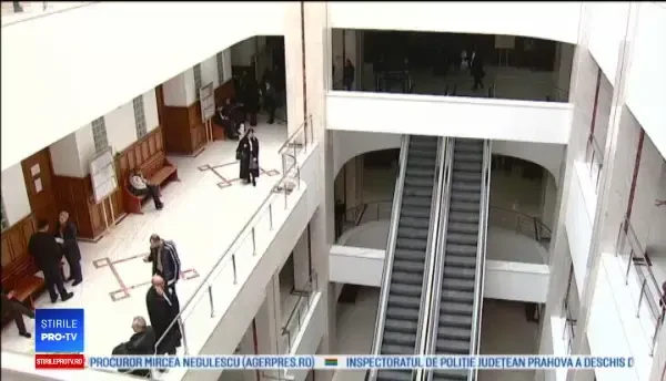 Dosarele DNA, în pericol. Un magistrat a decis să amâne judecata în patru cazuri de corupţie