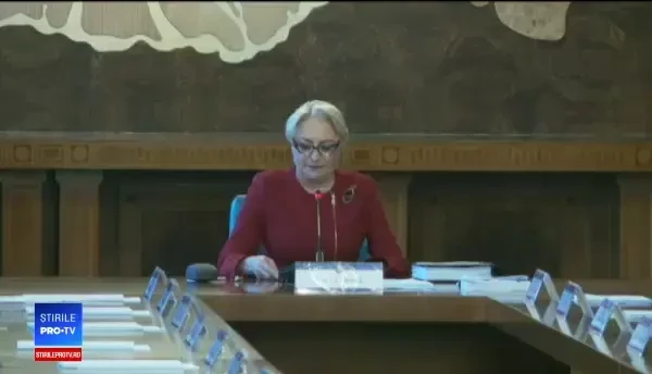 Şedinţă de Guvern. Dăncilă: "Fac apel la Iohannis să-şi schimbe atitudinea"