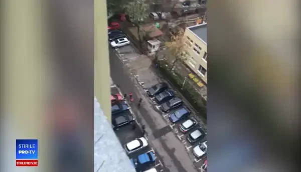 Încăierare pentru un loc de parcare, în Capitală. A fost nevoie de intervenția poliției. VIDEO
