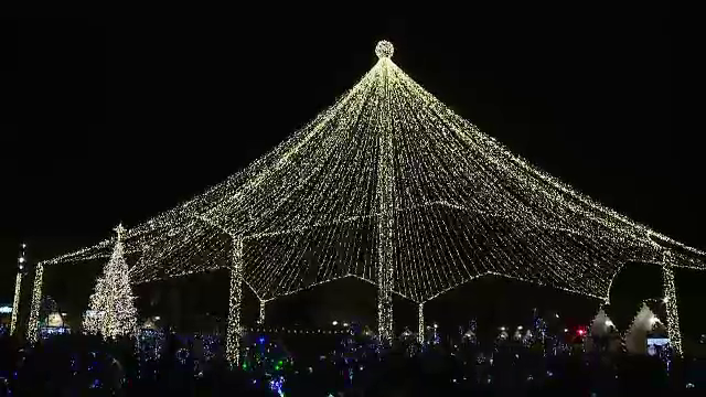 Târgurile de Crăciun, deschise în Cluj și Craiova. Reacțiile localnicilor