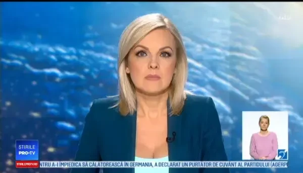 Un șofer a murit după un impact violent cu un TIR. Bucăți din mașina avariată au zburat