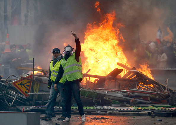 proteste paris 24 -25 noiembrie - 5