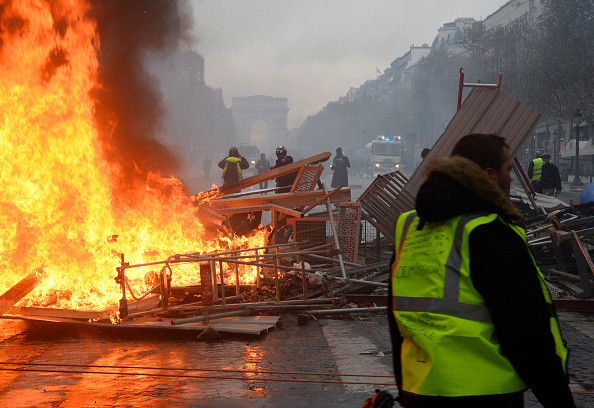 proteste paris 24 -25 noiembrie - 22