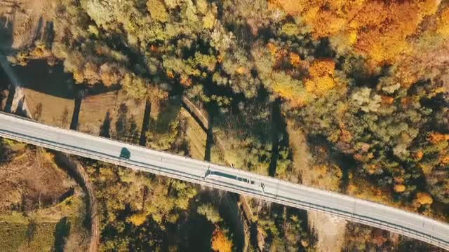 EUROPA, AŞTEAPTĂ-NE: VENIM PE JOS! Călătoria cu trenul durează mai mult decât în timpul celui de-al Doilea Război Mondial