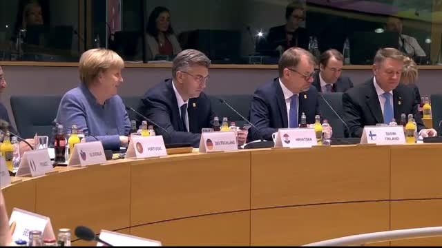 UE a aprobat acordul pentru BREXIT. Precizările MAE pentru românii care muncesc în Regat